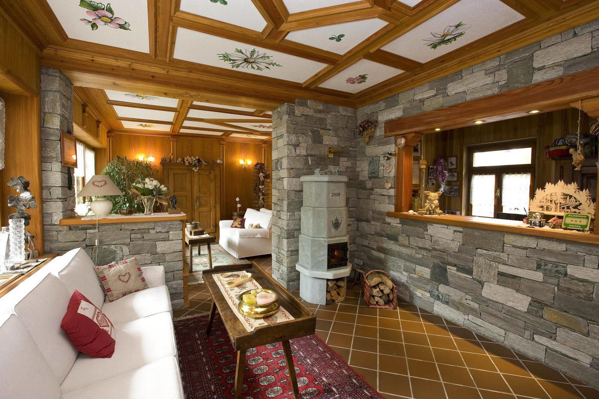 Albergo Alpenrose Ski&Bike Mountain Hotel Gressoney-Saint-Jean Exteriér fotografie